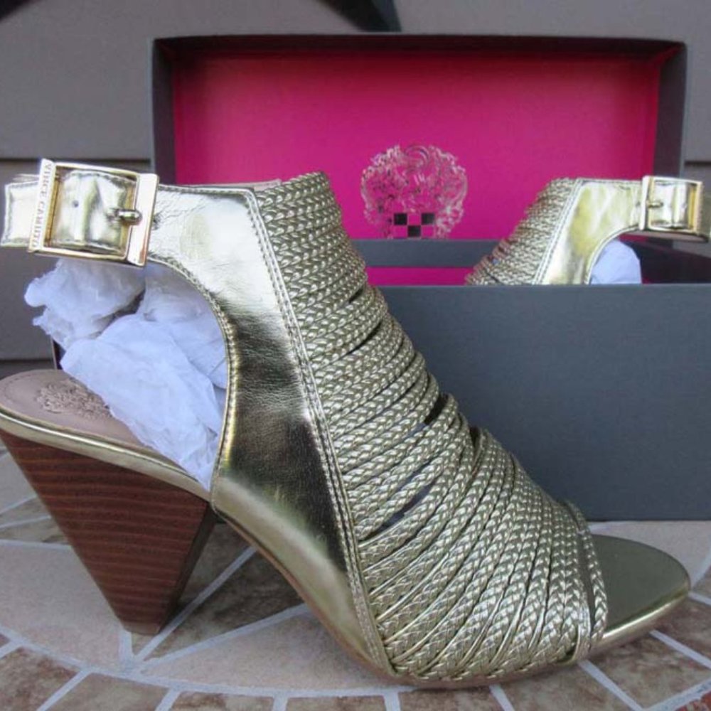 Vince Camuto Gold VC-ENTIK 7.5